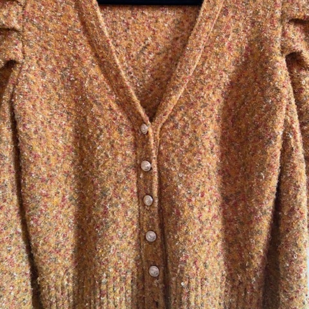 New Karl Lagerfeld sweater size XS in yellow / orange with puffy sleeves - Picture 10 of 10